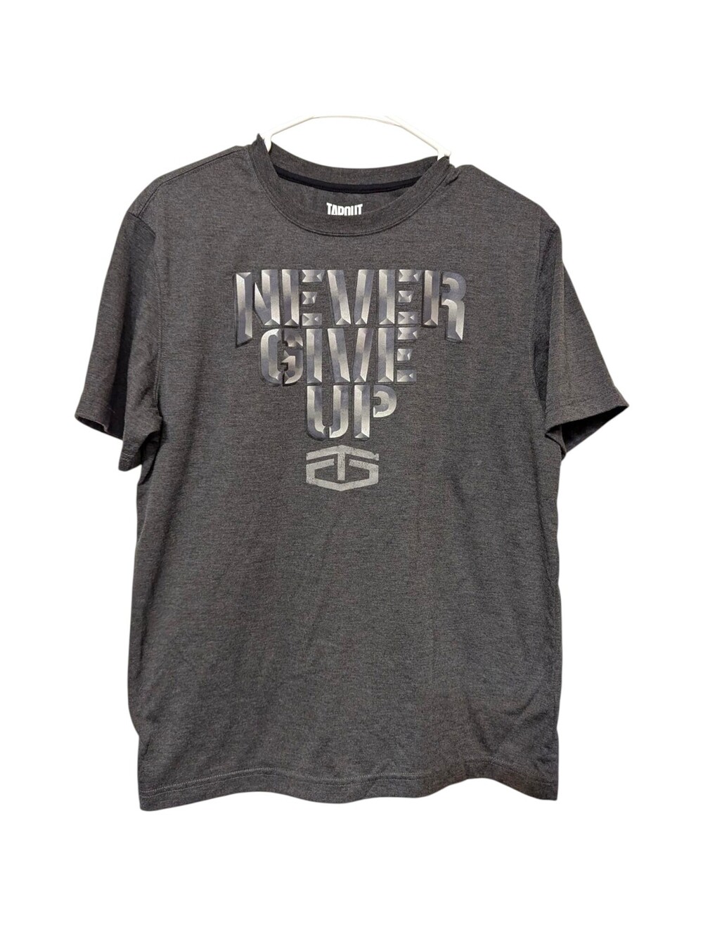 Vintage Y2K Tapout Shirt Mens S Charcoal Gray Never Give Up MMA Gym Tee 20x26.5